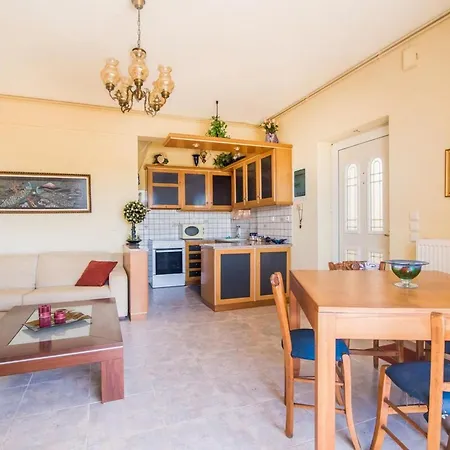 Leonidas House With Sea View